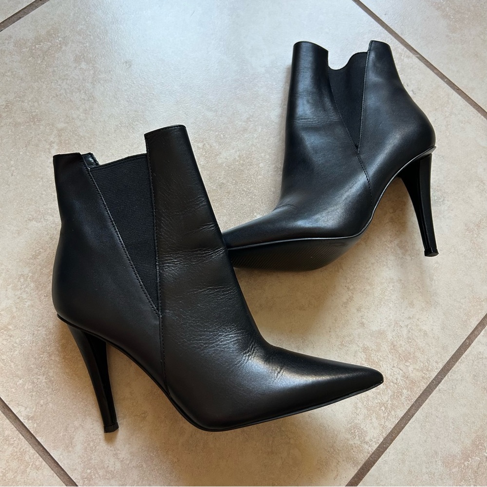 NINE WEST Black Leather Pointed Toe Stiletto Ankle Boots